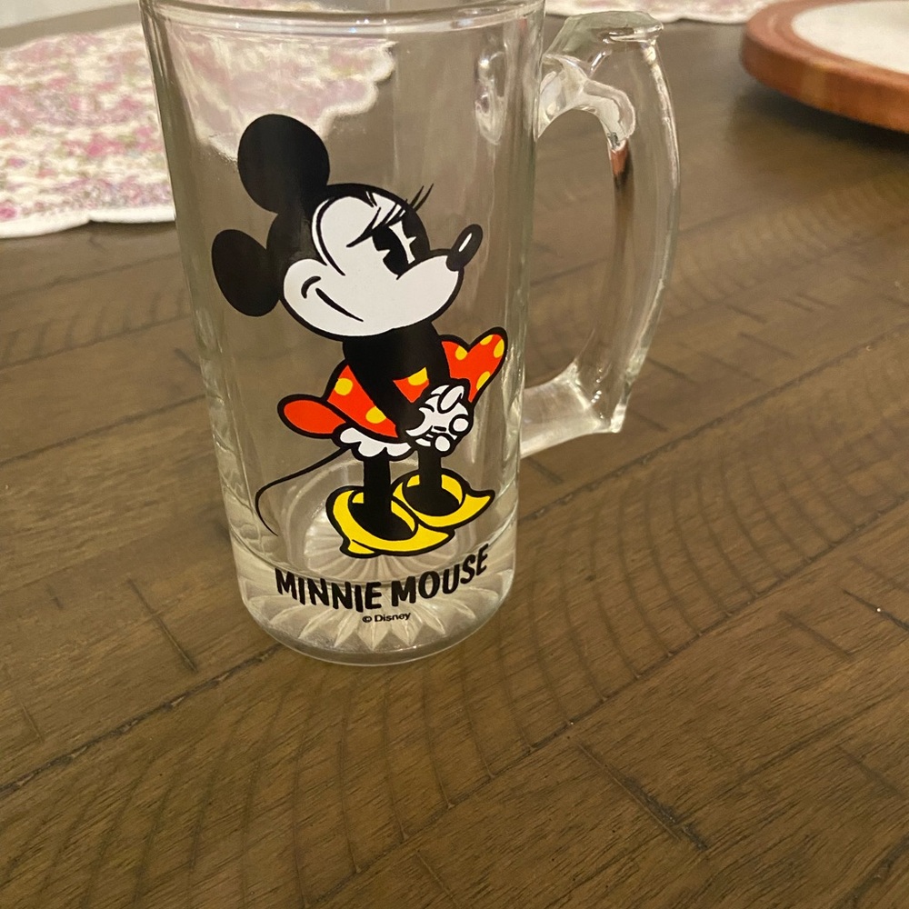 Minnie Mouse Glass Mug - Picture 2 of 7